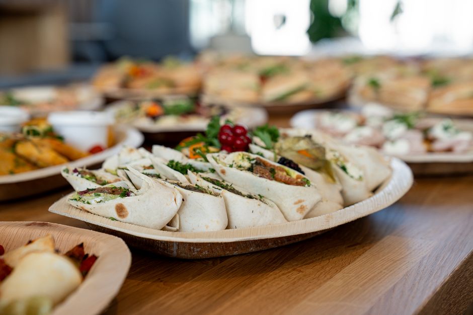 Wraps au poulet et crudités : déjeuner prêt en 10 minutes